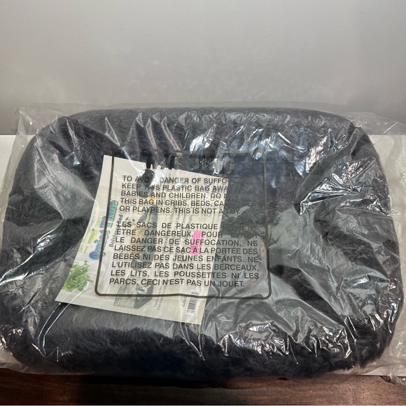 MIDWEST QUIET TIME BOLSTERED BED FOR PETS - Picture 3 of 14